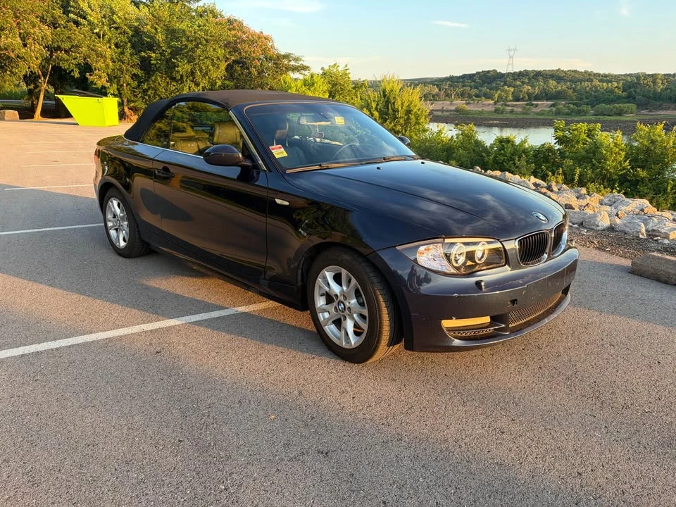 2009 BMW E81/E82/E88 1 Series - Image 2 of 17