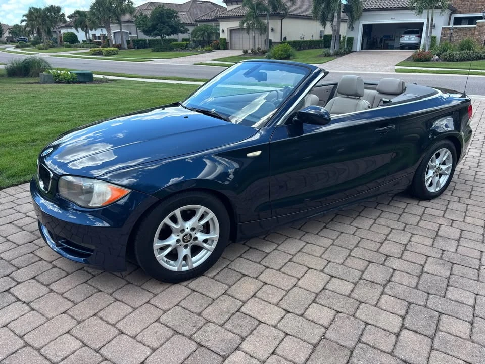 2009 BMW E81/E82/E88 1 Series - Image 4 of 8
