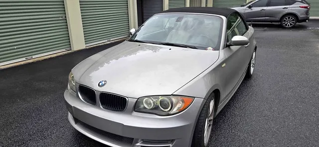 2009 BMW 1 Series 128i Convertible 2D