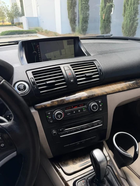 2009 BMW E81/E82/E88 1 Series - Image 11 of 15