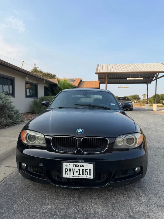 2009 BMW E81/E82/E88 1 Series - Image 2 of 9