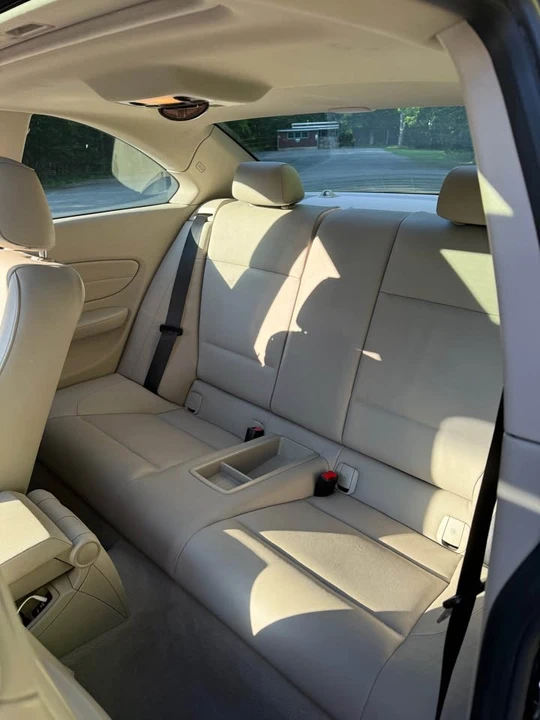 2009 BMW E81/E82/E88 1 Series - Image 11 of 16