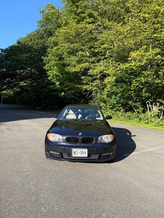 2009 BMW E81/E82/E88 1 Series - Image 2 of 16