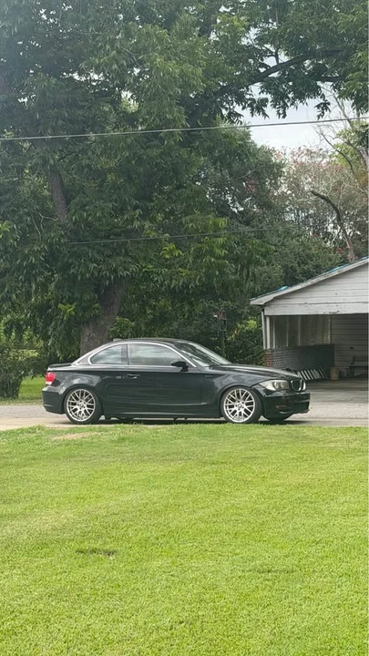 2009 BMW E81/E82/E88 1 Series - Image 2 of 8