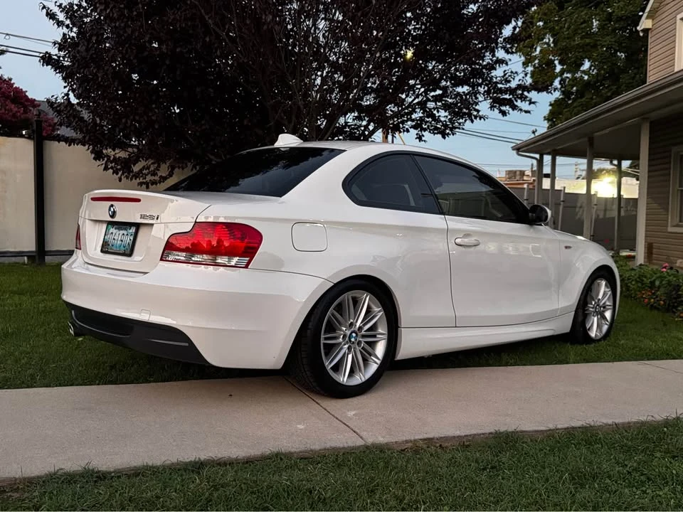 2009 BMW E81/E82/E88 1 Series - Image 9 of 15