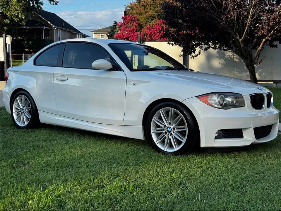 2009 BMW E81/E82/E88 1 Series - Image 2 of 15