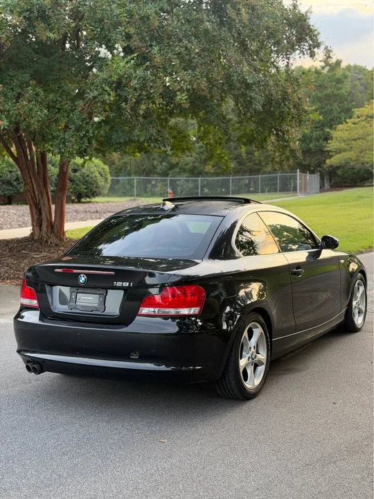 2009 BMW E81/E82/E88 1 Series - Image 7 of 16