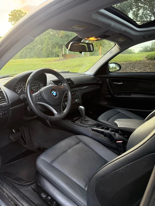 2009 BMW E81/E82/E88 1 Series - Image 9 of 16