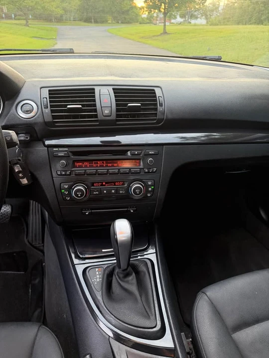 2009 BMW E81/E82/E88 1 Series - Image 13 of 16