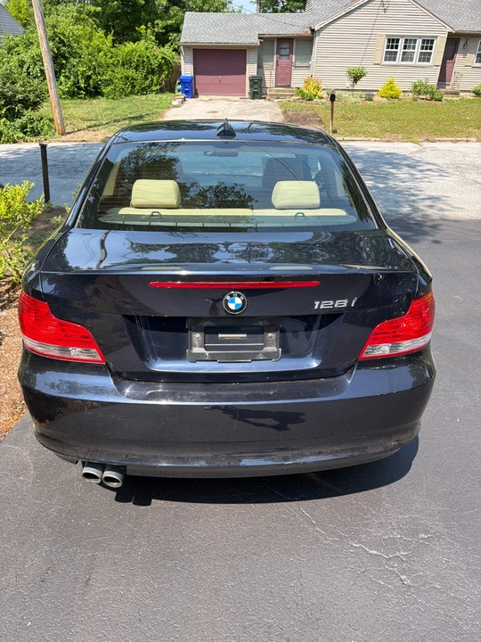 2009 BMW E81/E82/E88 1 Series - Image 5 of 11