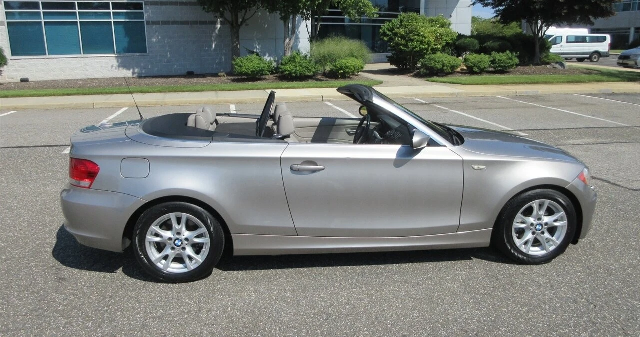 2009 BMW E81/E82/E88 1 Series - Image 10 of 24