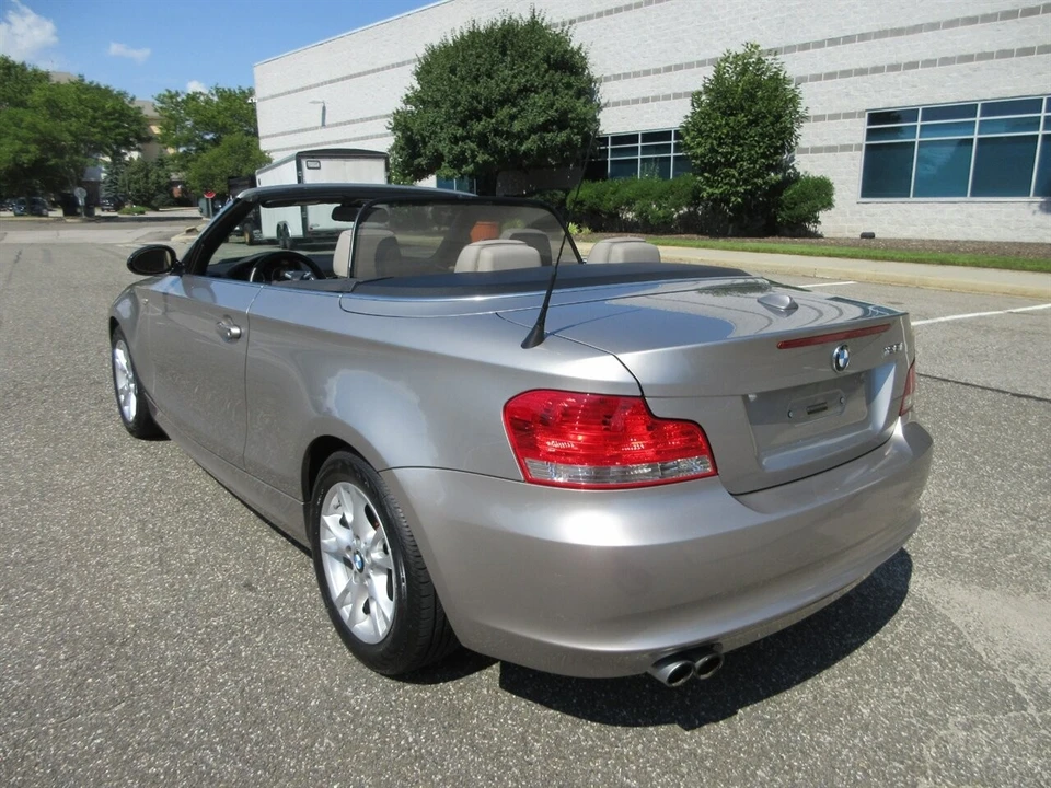 2009 BMW E81/E82/E88 1 Series - Image 3 of 24