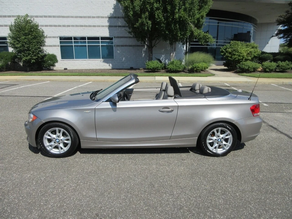 2009 BMW E81/E82/E88 1 Series - Image 9 of 24