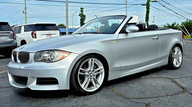 2009 BMW 1 Series 135i Convertible 2D
