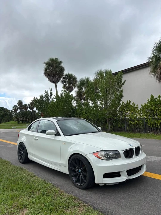2009 BMW E82 135i & 135is - Image 15 of 20