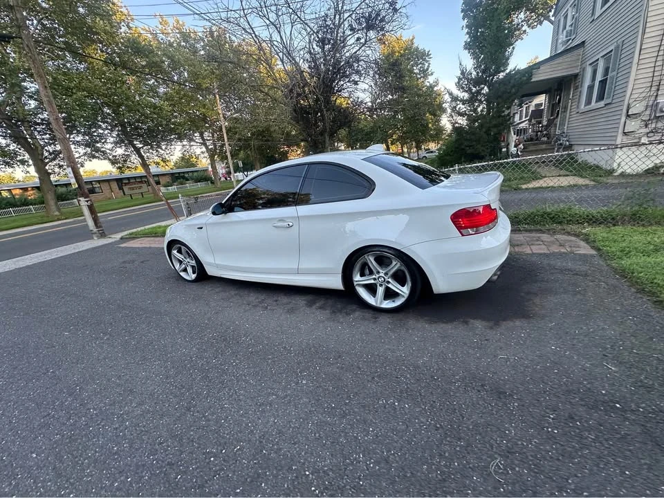 2009 BMW E82 135i & 135is - Image 8 of 8