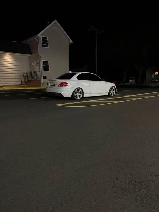 2009 BMW E82 135i & 135is - Image 7 of 8