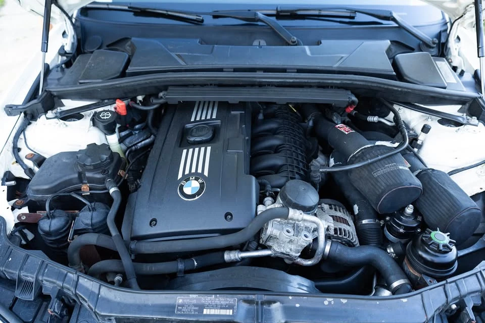 2009 BMW E82 135i & 135is - Image 7 of 17