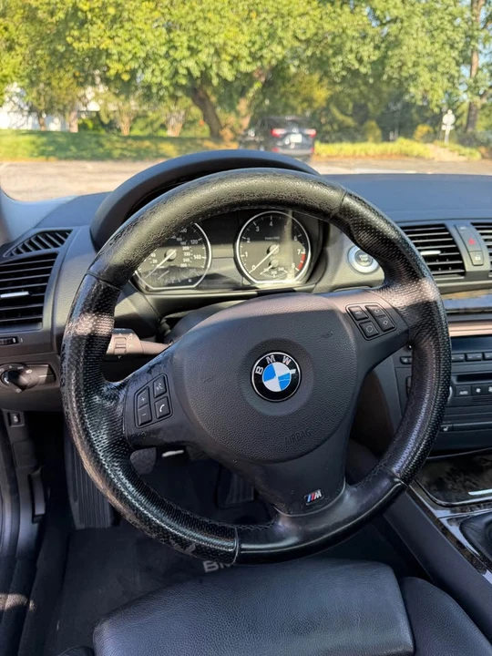2009 BMW E82 135i & 135is - Image 14 of 20
