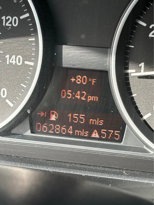 2009 BMW E82 135i & 135is - Image 8 of 20