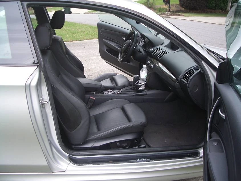 2009 BMW E82 135i & 135is - Image 12 of 23