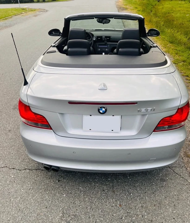 2009 BMW E81/E82/E88 1 Series - Image 11 of 19