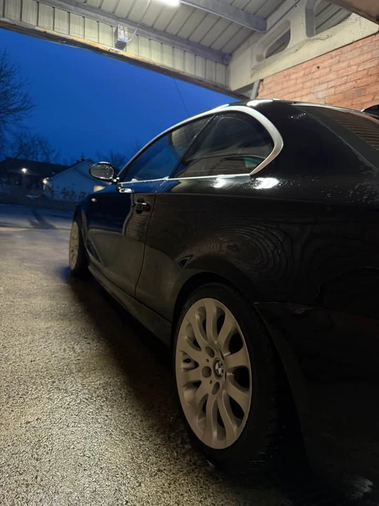 2009 BMW 1 Series - Image 4 of 13