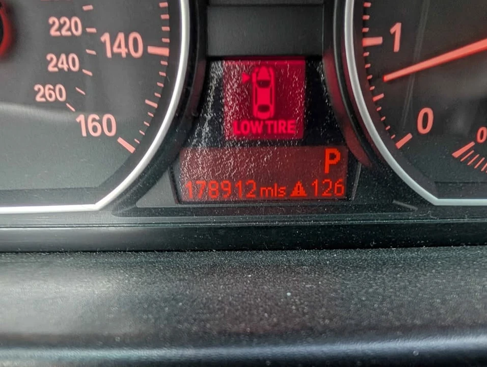 2009 BMW E81/E82/E88 1 Series - Image 7 of 7