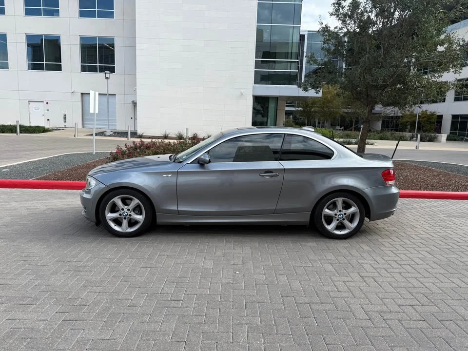 2009 BMW E81/E82/E88 1 Series - Image 3 of 11