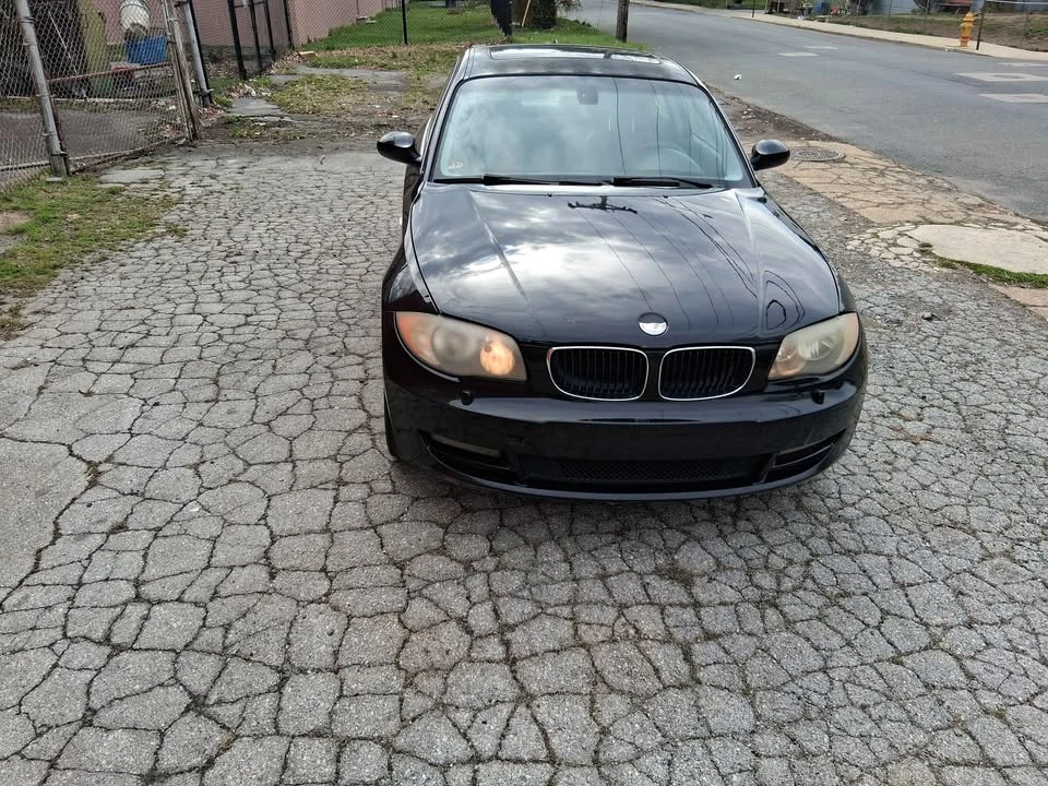 2009 BMW E81/E82/E88 1 Series - Image 2 of 6