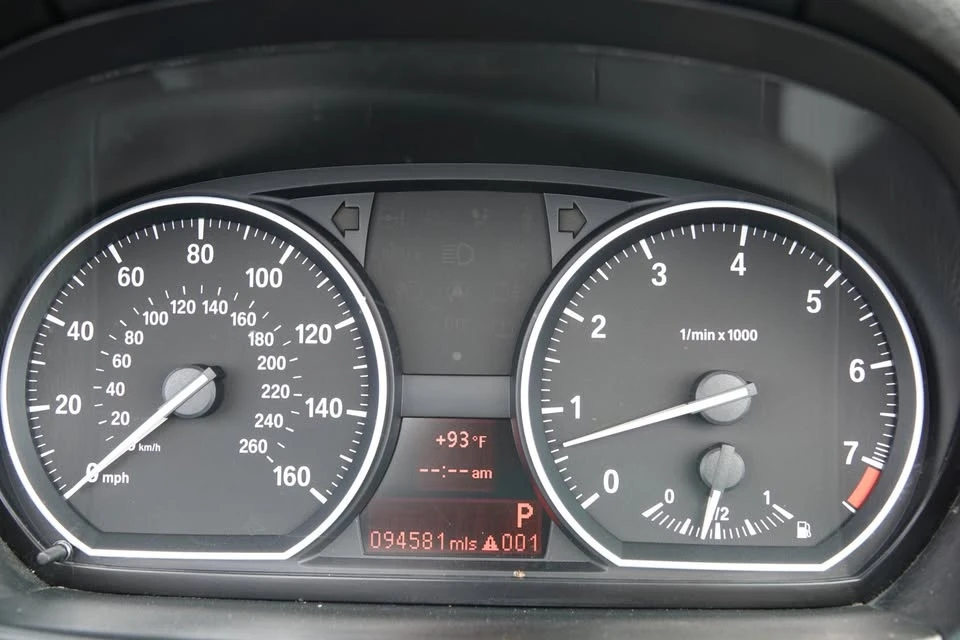 2009 BMW E81/E82/E88 1 Series - Image 17 of 20