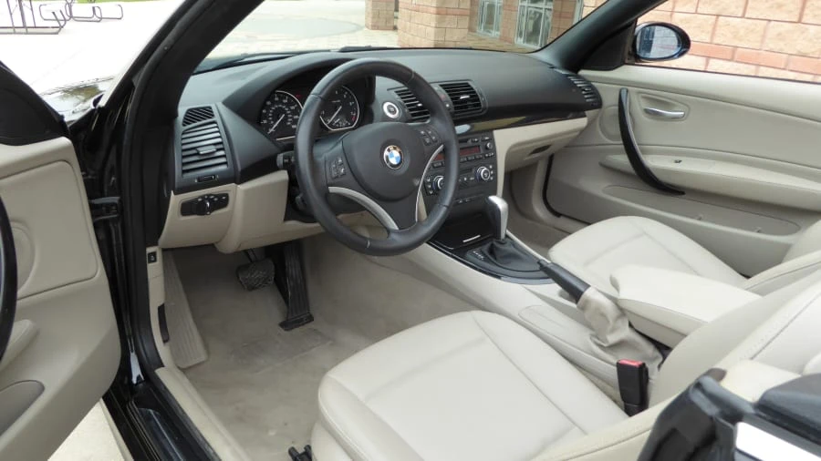 2009 BMW E81/E82/E88 1 Series - Image 4 of 7