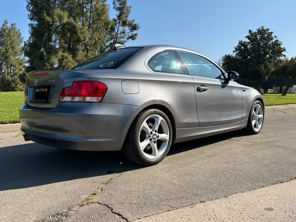 2009 BMW E81/E82/E88 1 Series - Image 2 of 14