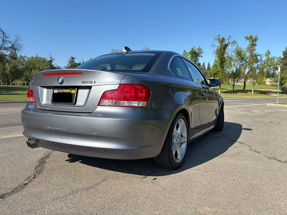 2009 BMW E81/E82/E88 1 Series - Image 4 of 14