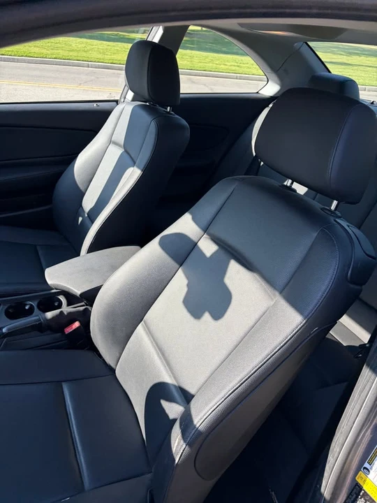 2009 BMW E81/E82/E88 1 Series - Image 11 of 14