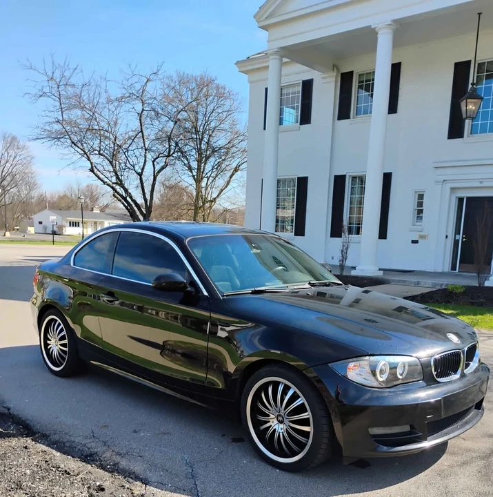 2009 BMW E81/E82/E88 1 Series - Image 2 of 10