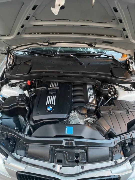 2009 BMW E81/E82/E88 1 Series - Image 4 of 8