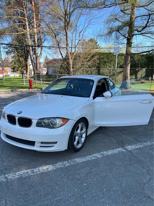 2009 BMW E81/E82/E88 1 Series - Image 4 of 9