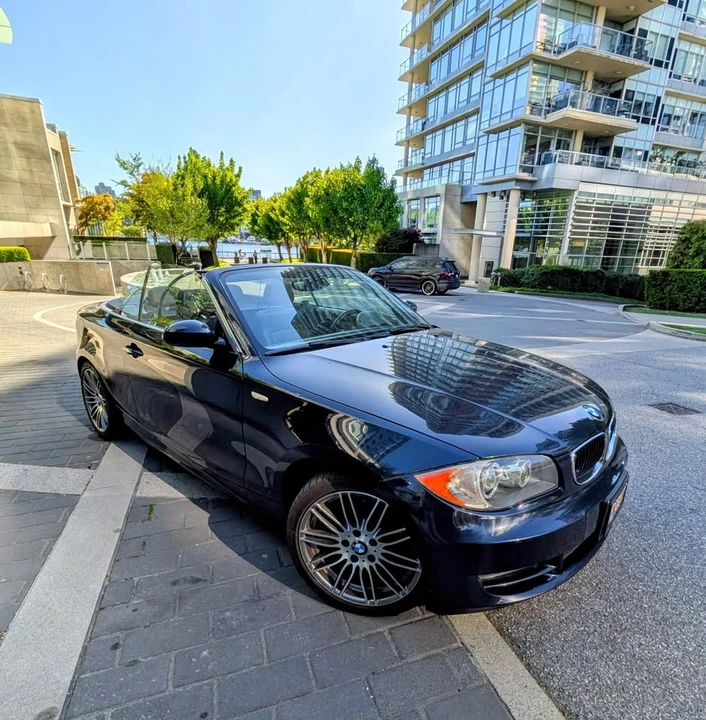 2009 BMW E81/E82/E88 1 Series - Image 2 of 10
