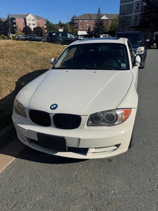 2009 BMW E81/E82/E88 1 Series - Image 4 of 9