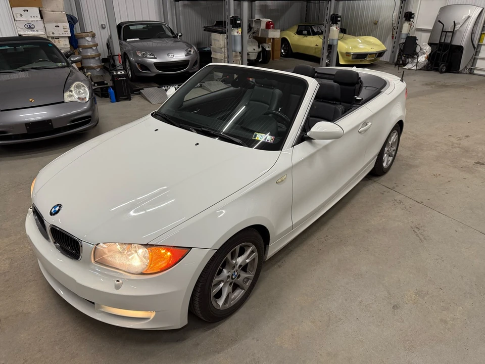2009 BMW E81/E82/E88 1 Series - Image 3 of 21