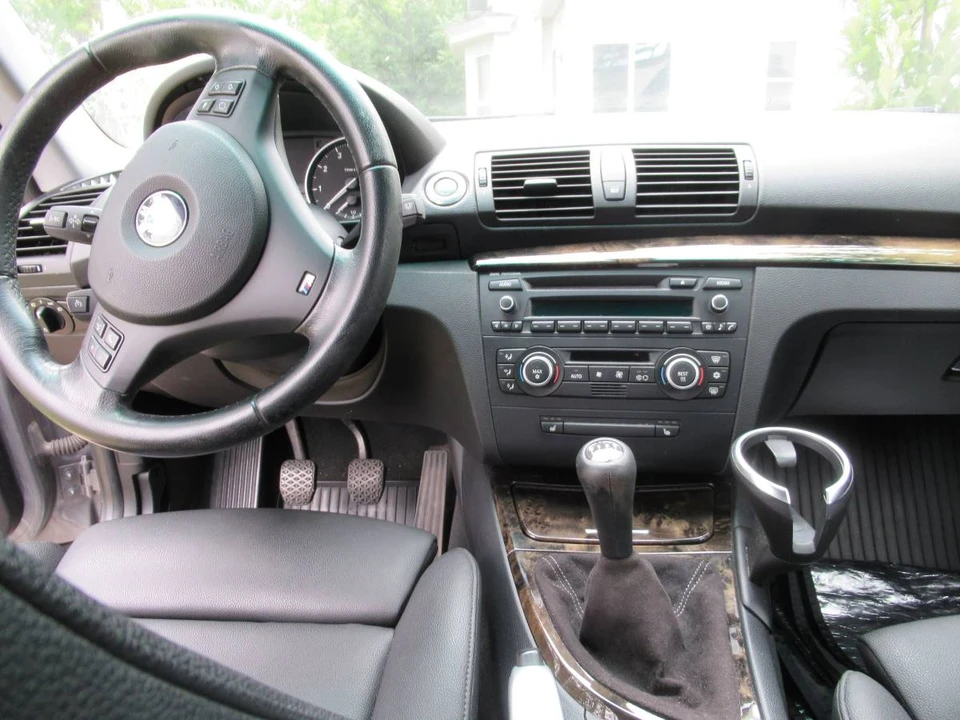 2009 BMW E82 135i & 135is - Image 2 of 7