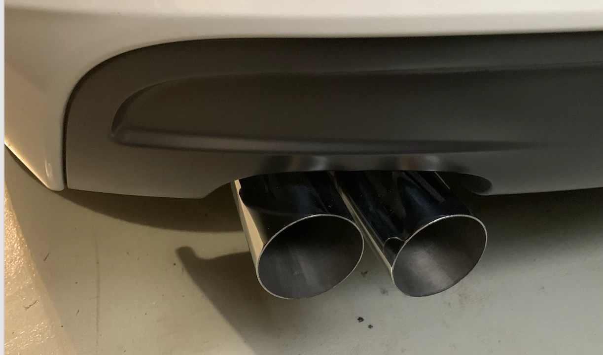 2009 BMW E82 135i & 135is - Image 3 of 8
