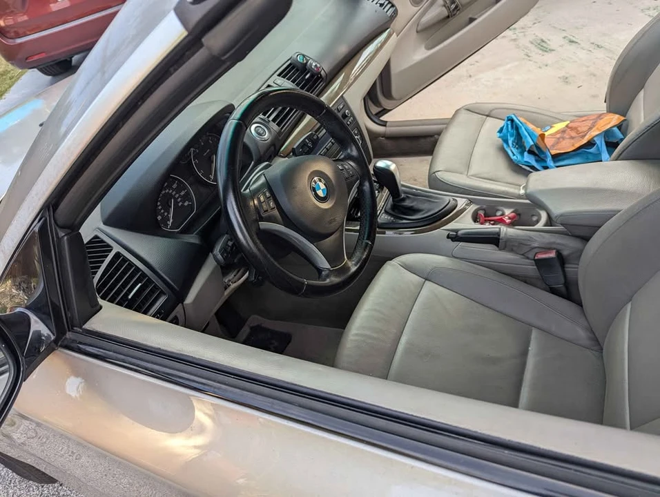 2009 BMW E81/E82/E88 1 Series - Image 6 of 9
