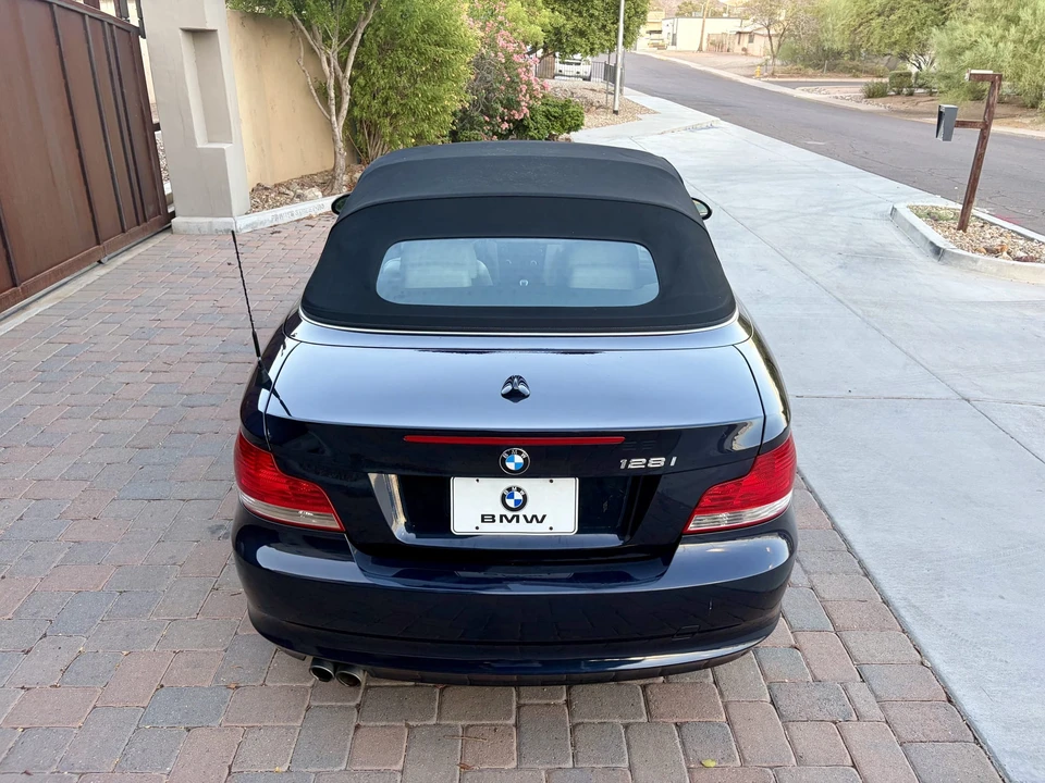 2009 BMW E81/E82/E88 1 Series - Image 23 of 31