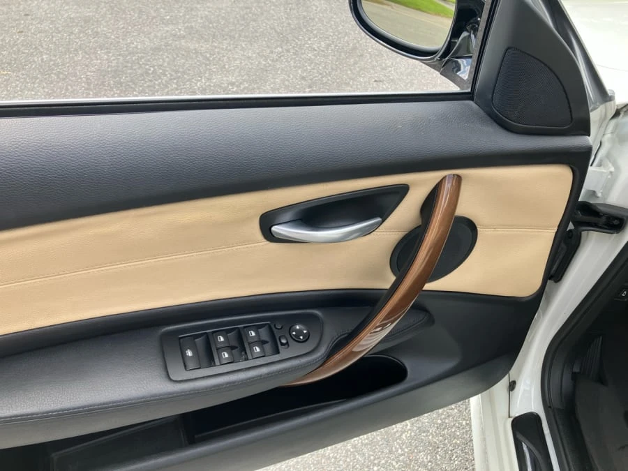 2009 BMW E81/E82/E88 1 Series - Image 15 of 19