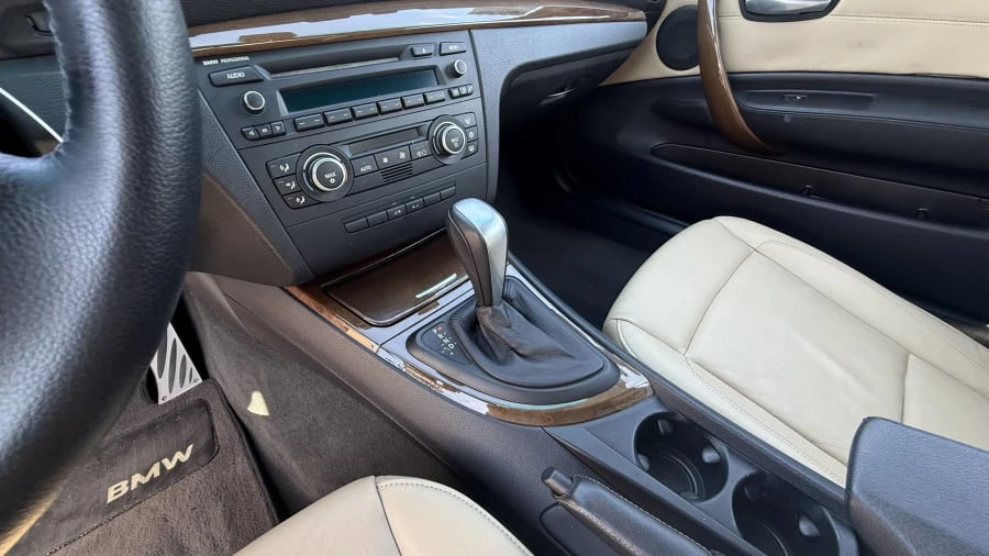 2009 BMW E81/E82/E88 1 Series - Image 17 of 19
