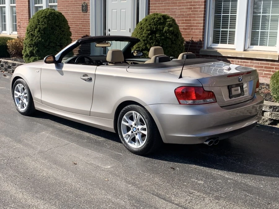 2009 BMW E81/E82/E88 1 Series - Image 3 of 10