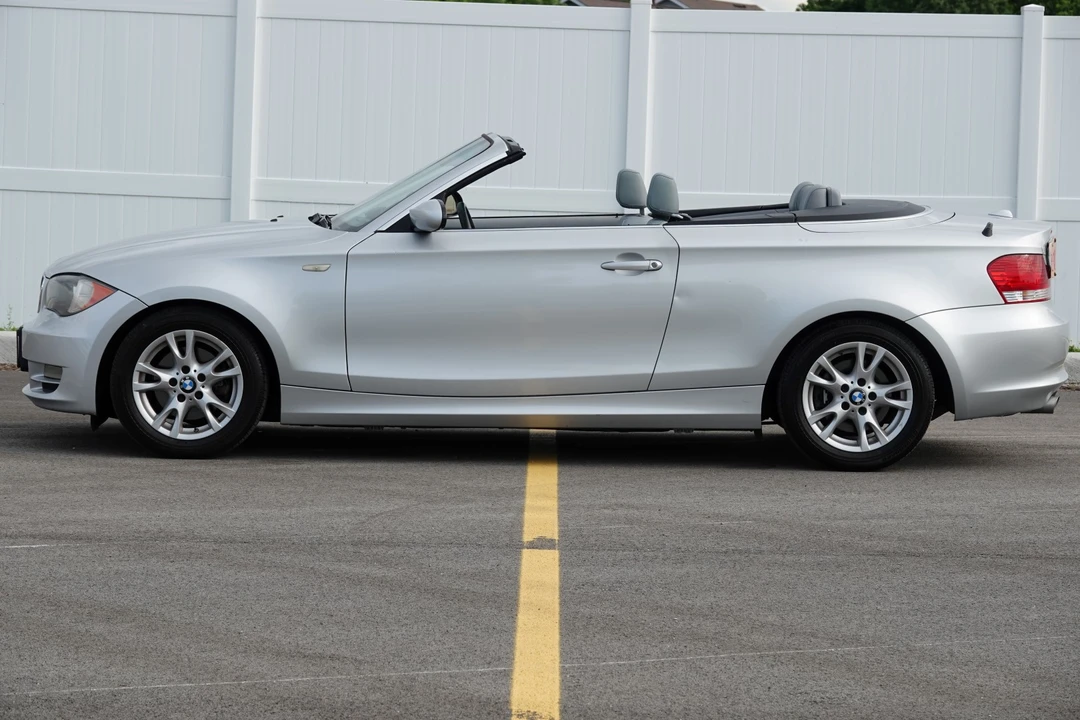 2009 BMW E81/E82/E88 1 Series - Image 29 of 31
