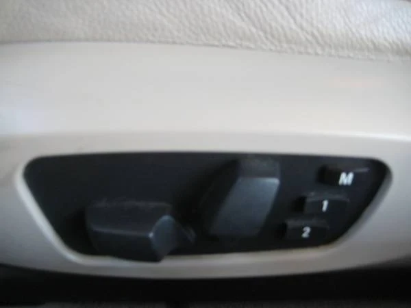 2009 BMW E81/E82/E88 1 Series - Image 17 of 21